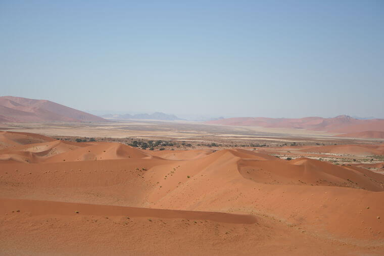 Rode zandduinen bij Sossusvlei in Namibië