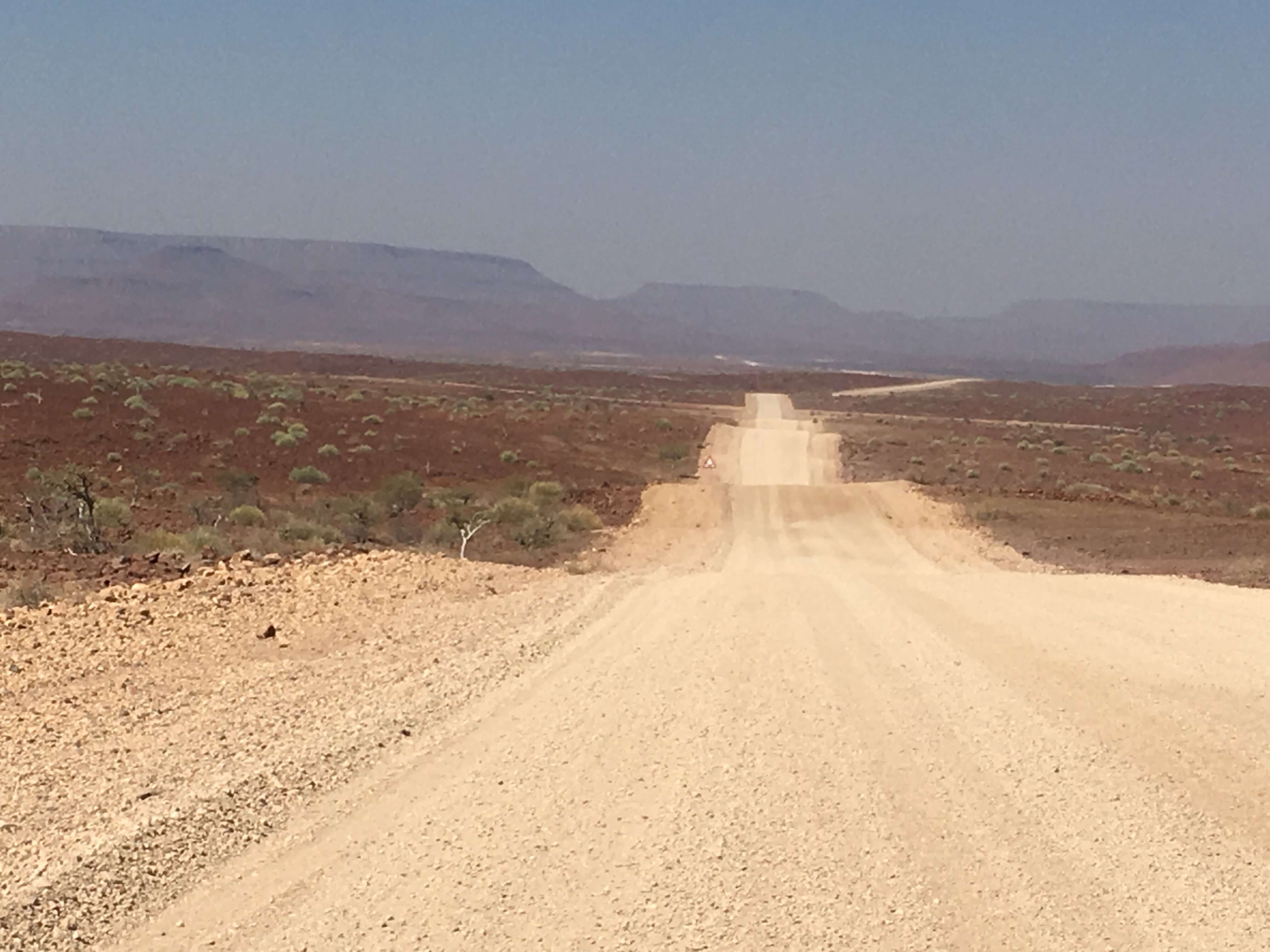 Eindeloze wegen in Damaraland Namibië
