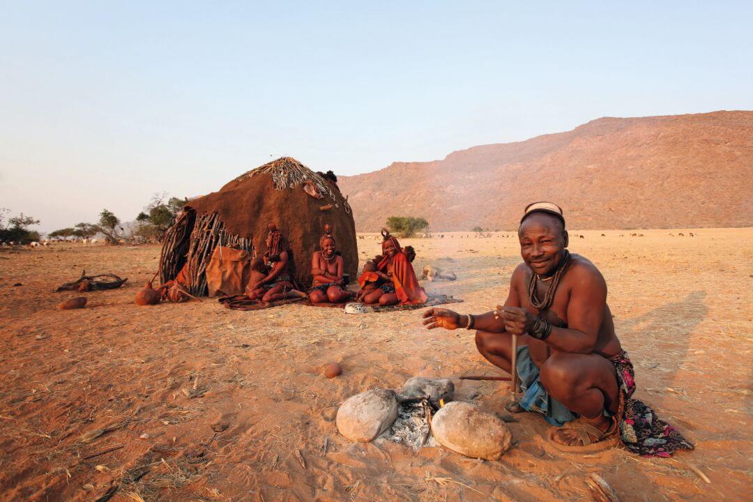 Himba's in noord Namibië