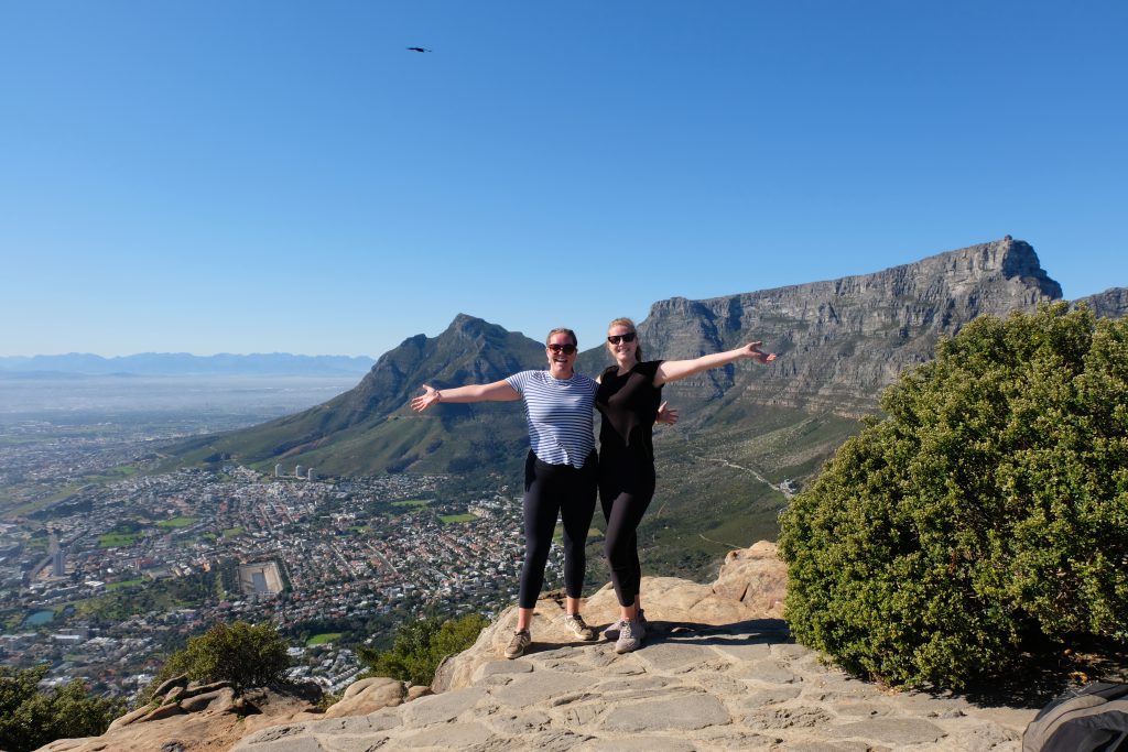 Uitzicht op Tafelberg vanaf Lions Head, Kaapstad, Zuid-Afrika